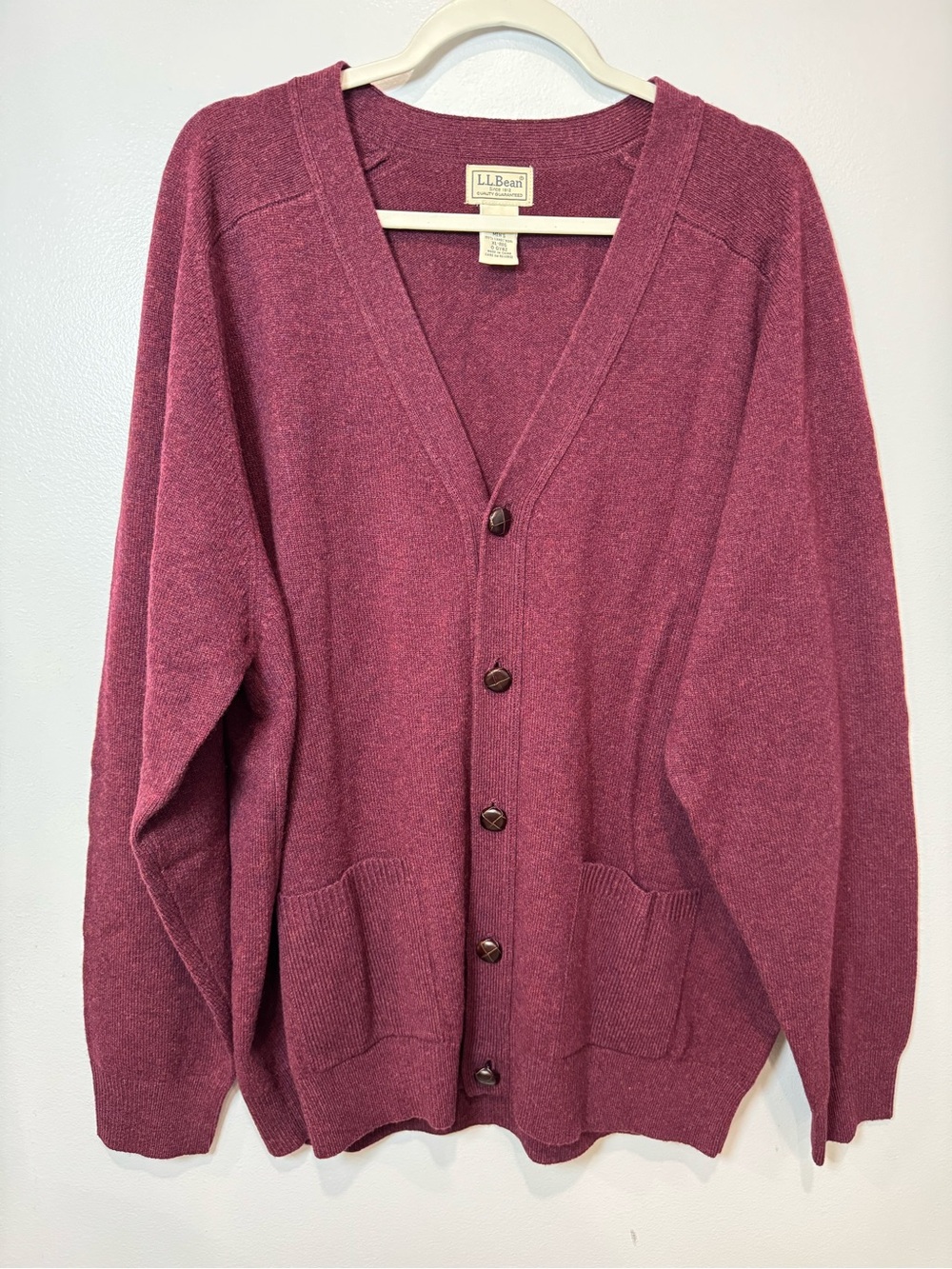L.L. Bean Men's XL 100% Lambswool Sweater Burgundy XL Reg